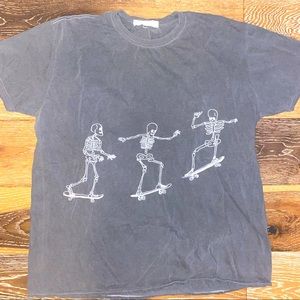Gray One Size Only Urban Skeleton Skate Board Tee.